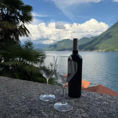Villino Elena - Fantastic View & Garden